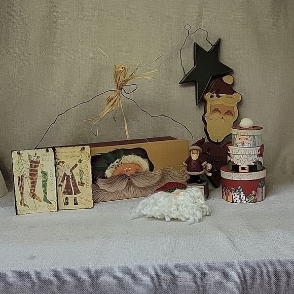 Santa bundle of Christmas decor - Picture 1 of 14